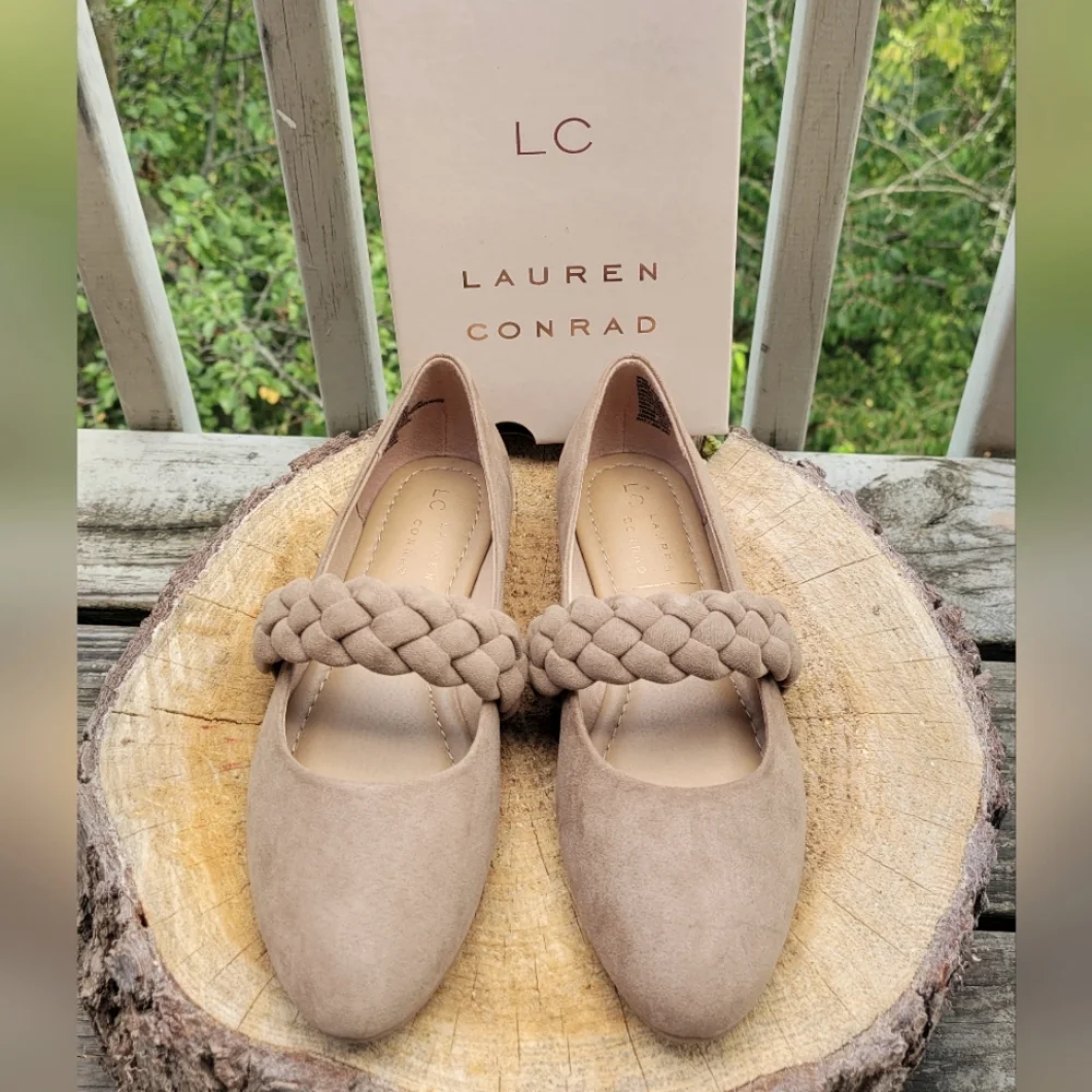 LC Lauren Conrad, sz 7 - Picture 3 of 9